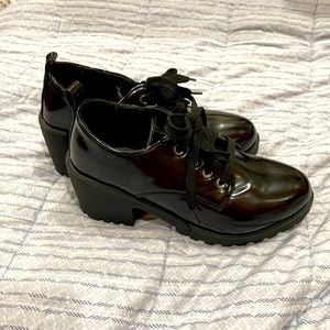 Cute black shoes never worn!